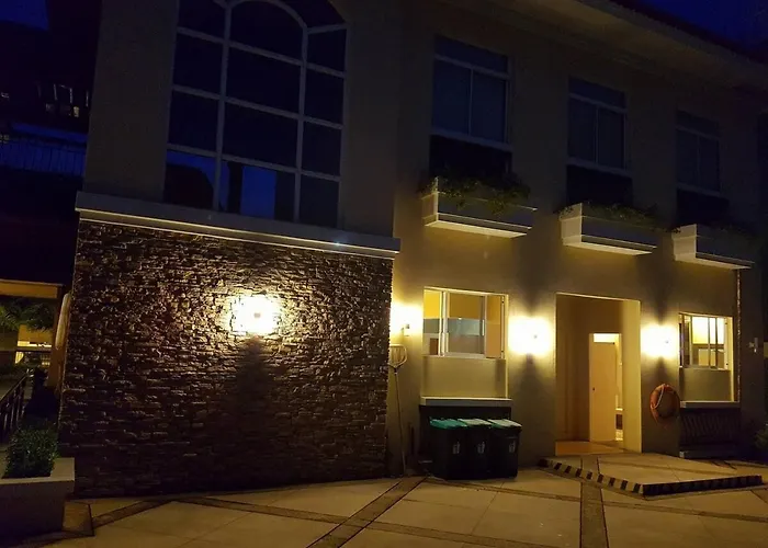 Simi Furnished 2br San Remo Oasis Near Sm Seaside Mall Apartment